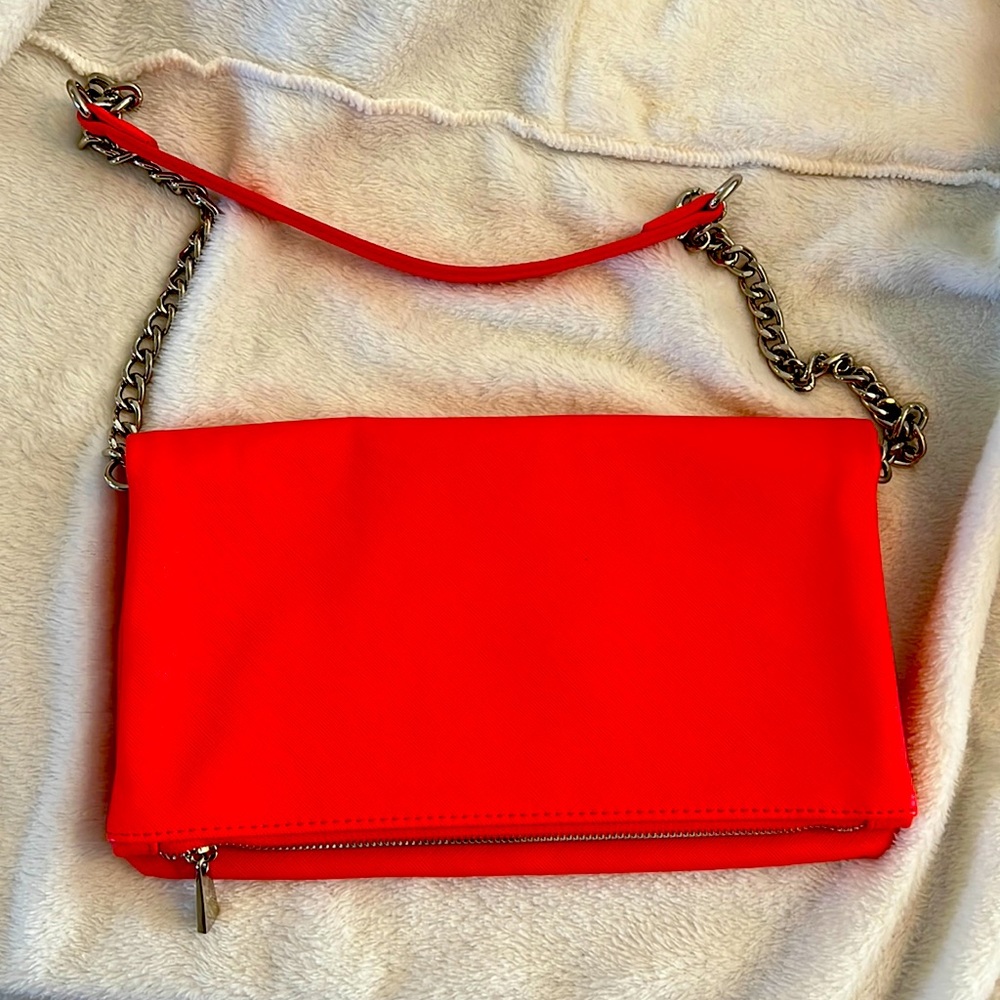 Express crossbody